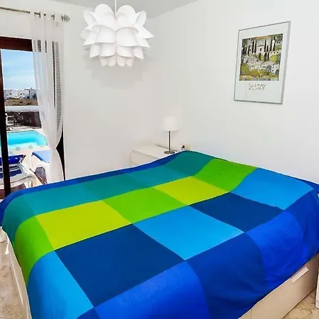 Вилла Playa Blanca Sleeps 6 Pool Wifi